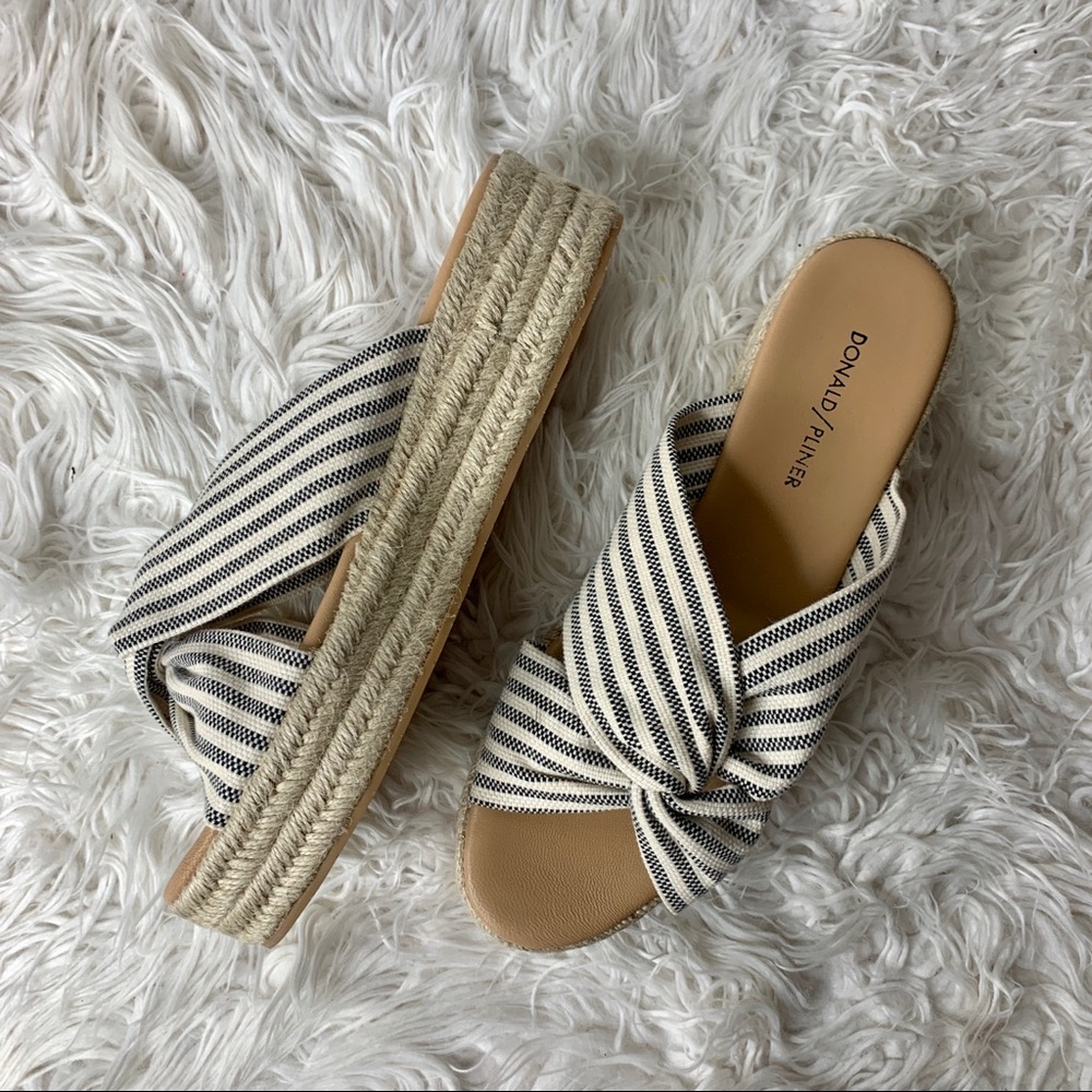 Donald Pliner Chatcha Platforms